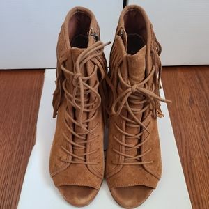 WOMEN'S SMADDEN NEWPORT SUEDE BOOTIES W/ FRINGE SZ 7.5